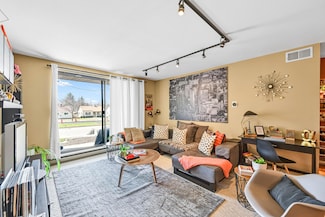 3609 N Tucker Place Unit 105, Milwaukee, WI 53222