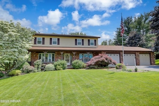 43 Hillcrest Ln, Williamsport, PA 17701