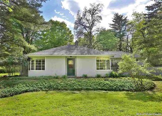 81 Samsonville Rd, Kerhonkson, NY 12446