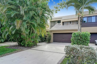 702 Saint Albans Dr, Boca Raton, FL 33486