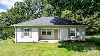 921 Spencer Rd NE, Conover, NC 28613