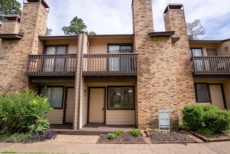 2521 Crosstimbers St Unit G3, Huntsville, TX 77320