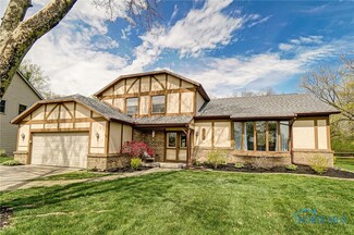 6704 Inglewood Rd, Holland, OH 43528
