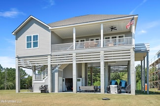 1322 Enos St, Diamondhead, MS 39525