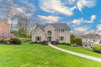 2490 Fife Dr, Pittsburgh, PA 15241