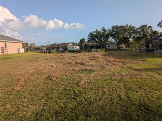 18641 Klingler Cir, Port Charlotte, FL 33948