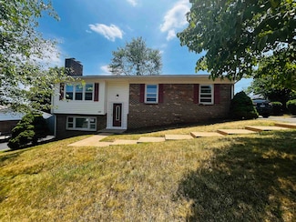 144 River View Dr, Verona, VA 24482