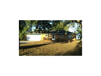 37295 Osawatomie Rd, Osawatomie, KS 66064