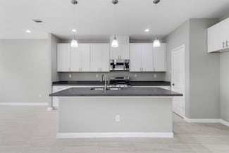 412 Armstrong St, Houston, TX 77029