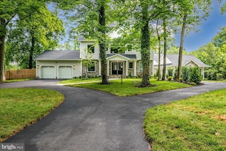 569&567 Riverside Dr, Princeton, NJ 08540