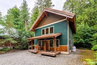14058 Canyon Ln, Deming, WA 98244