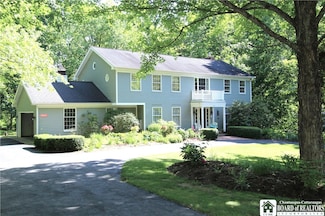 5437 Crestwood Rd, Bemus Point, NY 14712