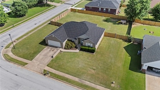 4359 W New Bridge Rd, Fayetteville, AR 72704