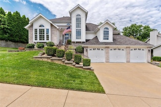 1605 Ivy Chase Ln, Fenton, MO 63026