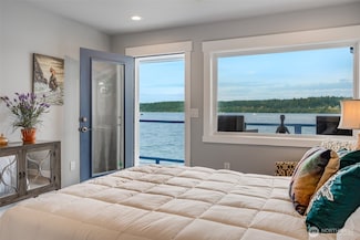 5341 S Bercot Rd, Freeland, WA 98249