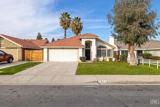 7904 Moss Crossing Ave, Bakersfield, CA 93313