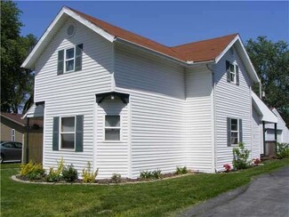 122 S Bell St, Bradner, OH 43406