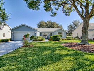 1025 Soledad Way, Lady Lake, FL 32159