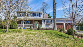 271 Terry Ln, Egg Harbor City, NJ 08215
