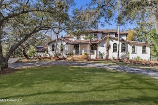 1105 Le Voyageur Dr, Ocean Springs, MS 39564