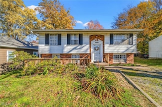 1861 Stirling Rd, Madison, OH 44057