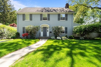 200 Lincoln St, Newton Highlands, MA 02461
