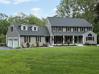 17 Salisbury St, Grafton, MA 01519