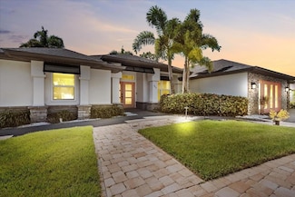 2415 W Price Blvd, North Port, FL 34286