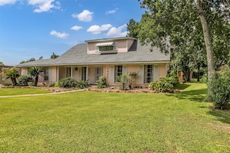 1505 Missouri St, Baytown, TX 77520