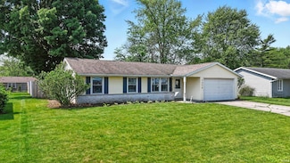 1428 Berwick Ln, New Haven, IN 46774