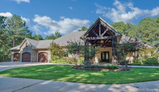 9890 Wallace Lake Rd, Shreveport, LA 71106