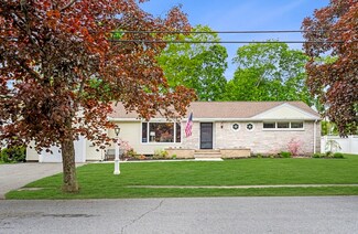 15 Gilway St, Saugus, MA 01906