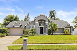 645 MacGlenross Dr, Oviedo, FL 32765