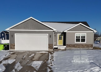 1839 Hansen Cir, Traverse City, MI 49685