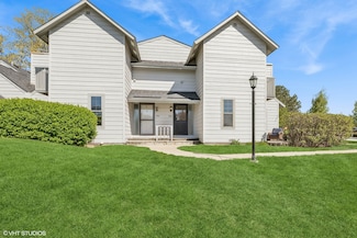 592 Dunham Rd, Gurnee, IL 60031