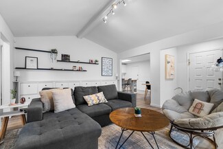 5106 Lakeridge Ct, Garland, TX 75043