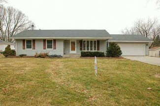 335 Lindhardt Rd, Carlisle, IA 50047