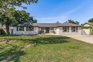 3555 Brookshire Dr, Pensacola, FL 32504