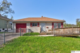 4450 Jaynes St, Omaha, NE 68111