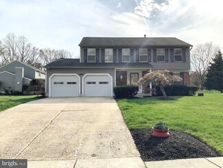 902 Cypress Point Cir, Bowie, MD 20721