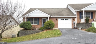 158 Bradford Spring Ct, Waynesboro, PA 17268