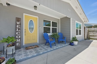 513 Newcastle Dr, Fort Walton Beach, FL 32547