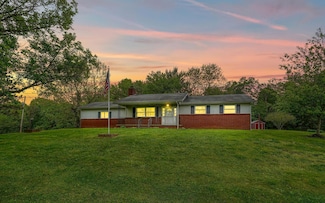 627 Russ Rd, Jackson, OH 45640
