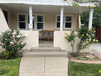628 N Griffith Park Dr, Burbank, CA 91506