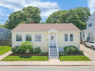 26 C St, Hull, MA 02045