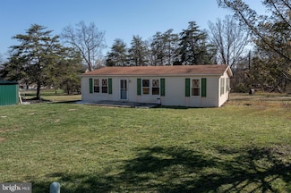 14234 Louise Dr SW, Cresaptown, MD 21502