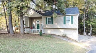 324 King James Dr, Dallas, GA 30157