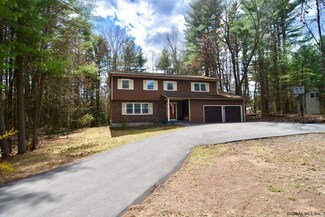 6 Joseph Ln, Gansevoort, NY 12831