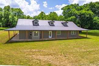 16547 County Road 1600 Loop, Ada, OK 74820