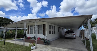 1821 Shady Cove Dr, Holiday, FL 34691